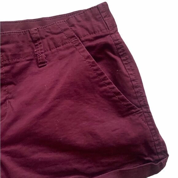 Aeropostale Maroon Cuffed Midi Shorts Size 6 - Picture 4 of 7